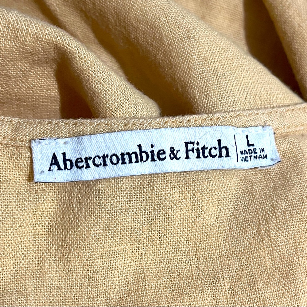 Abercrombie and Fitch Line Blend Tie Front Shirt - Picture 9 of 10